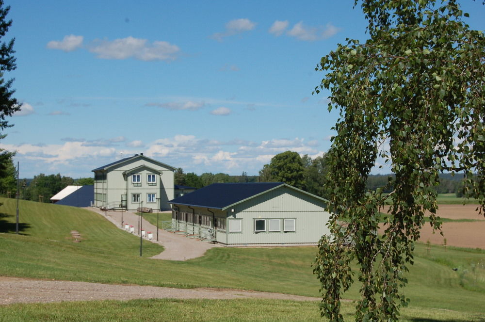 Torpa Gård Hotell — hotel in Motala