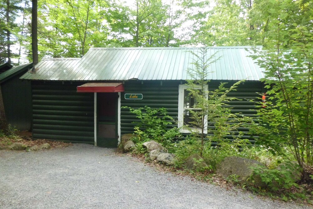 Hide A Way Waterfront Cottages - photo 12