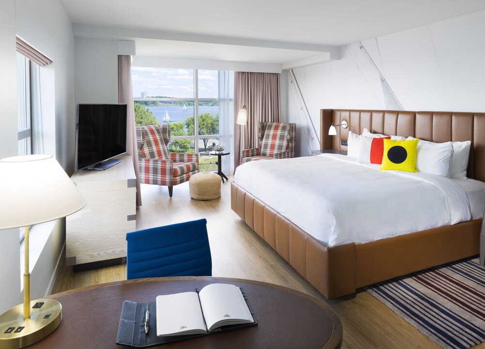 Hotel Indigo Old Town Alexandria by IHG - photo 16