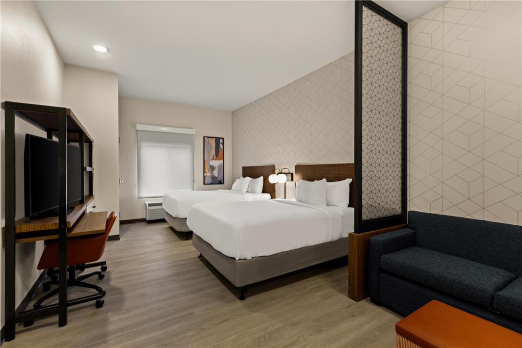 Everhome Suites Yuma East I 8 - photo 19