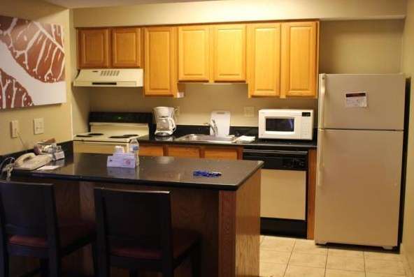 Hawthorn Extended Stay by Wyndham Wichita - photo 23