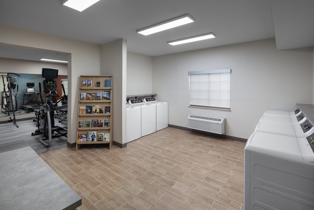 Candlewood Suites St Robert by IHG - photo 18