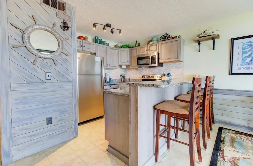 0312 Captains Quarters by Atlantic Towers - photo 16