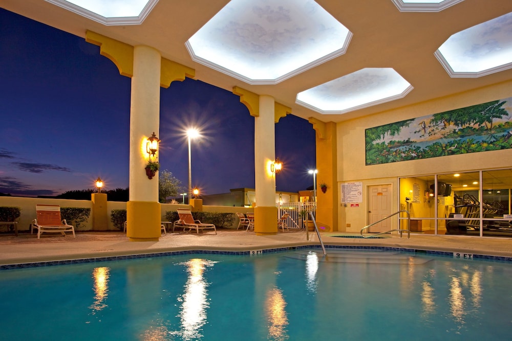 Holiday Inn Express Hotels & Suites Cocoa Beach by IHG - photo 21