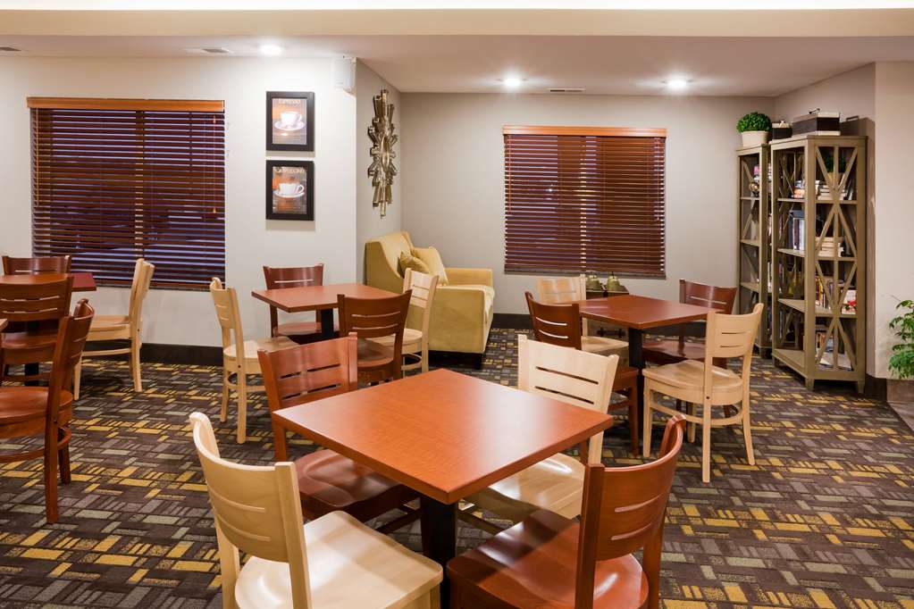 AmericInn by Wyndham DeWitt - photo 21