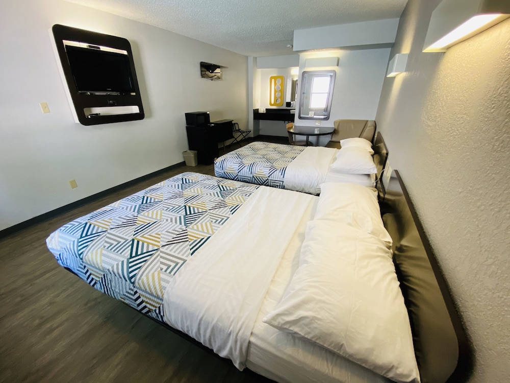 Motel 6 Boerne TX - photo 10