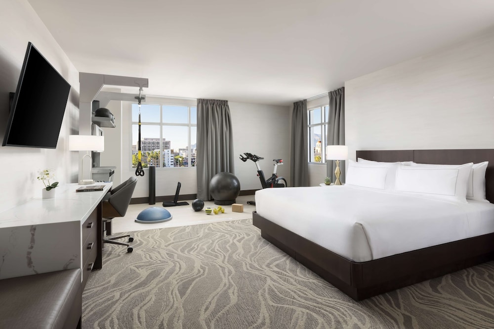 Doubletree By Hilton Tucson Downtown Convention Center - photo 6