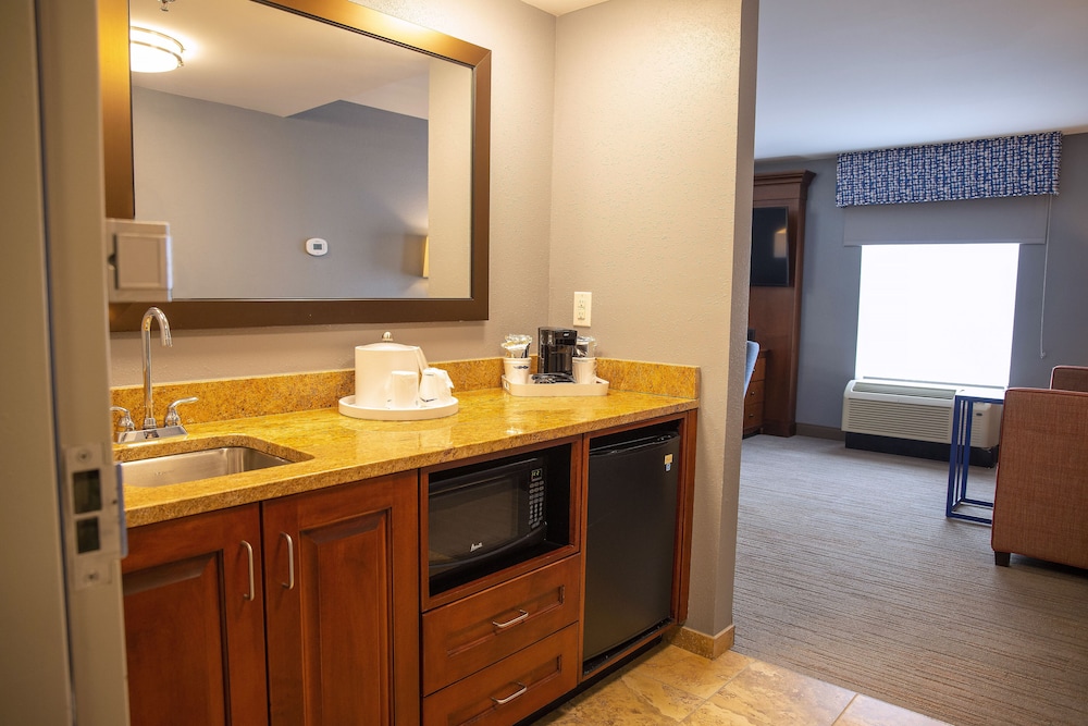 Hampton Inn & Suites Jacksonville - photo 9