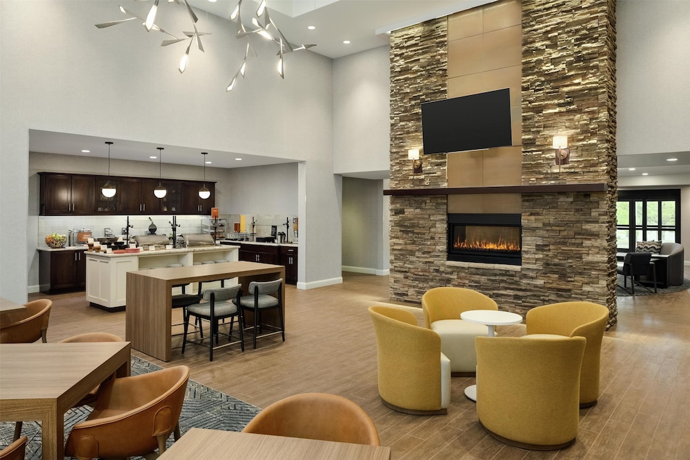 Homewood Suites by Hilton Burlington - photo 32