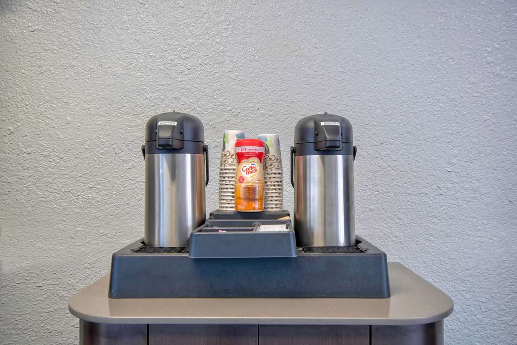 Motel 6 Albuquerque NM Midtown - photo 23
