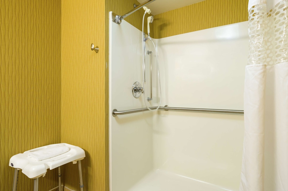 Hampton Inn Selinsgrove Shamokin Dam - photo 17