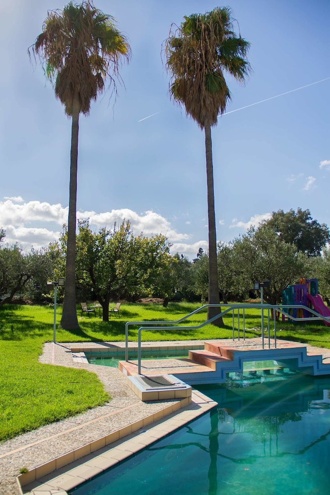 Lycasti Maisonettes in Kolympari, Greece