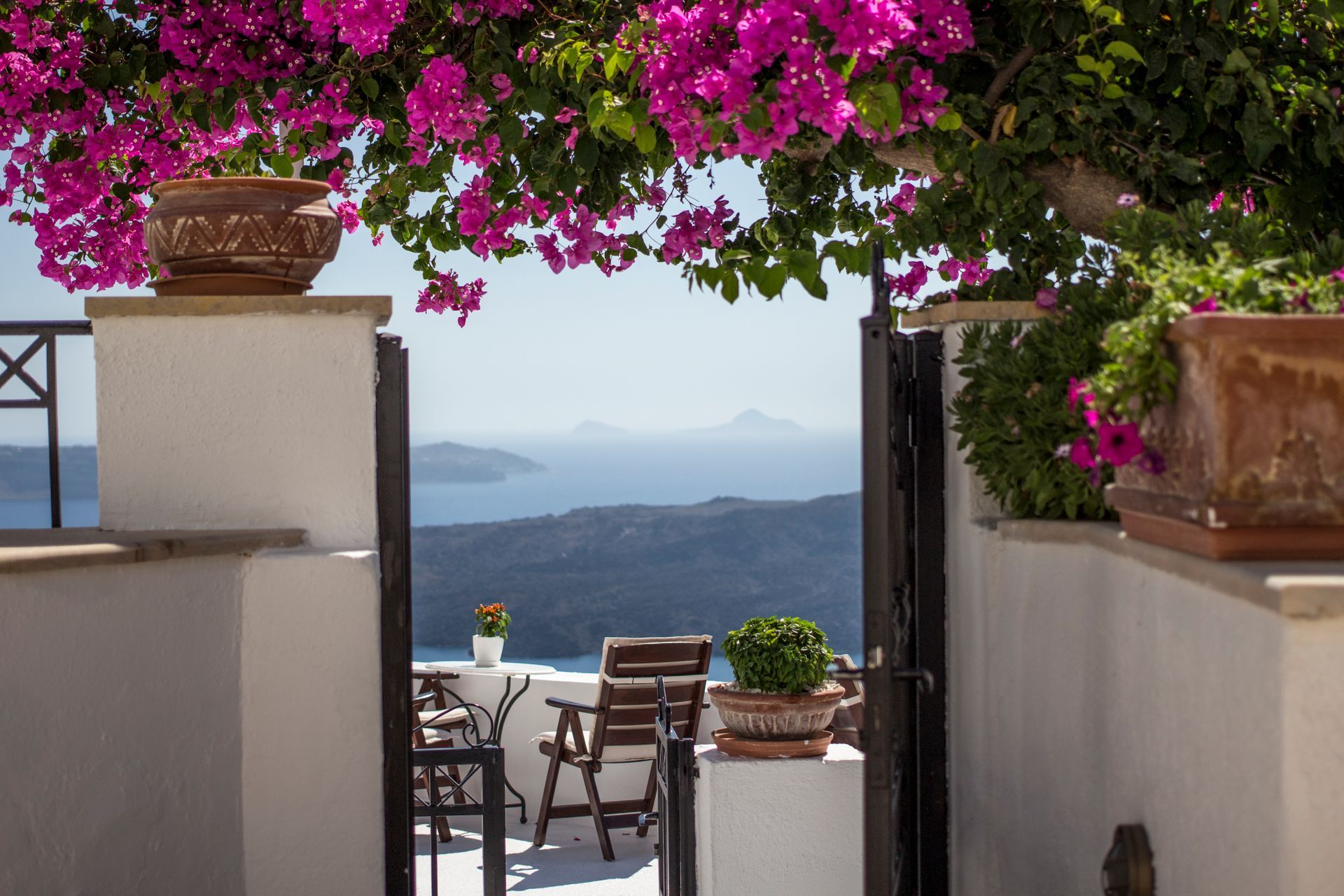 Lithies Traditional Homes — 5-Star Luxury Hotel in Fira, Greece