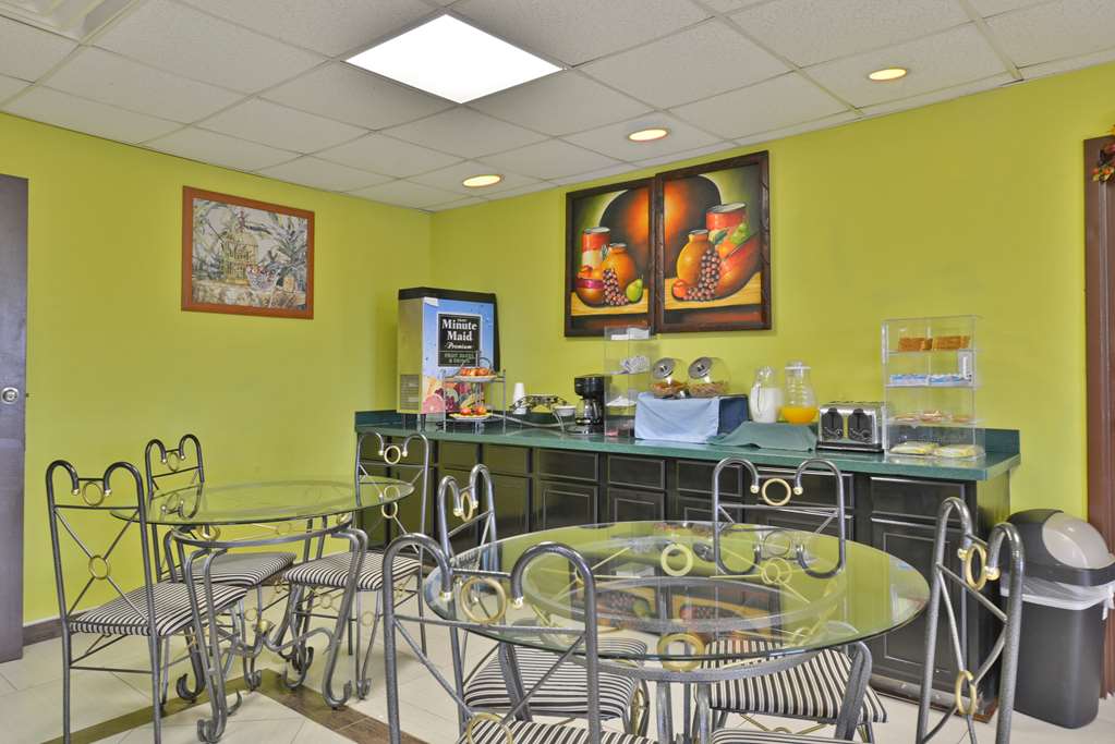 Americas Best Value Inn & Suites Haltom City Ft. Worth - photo 35