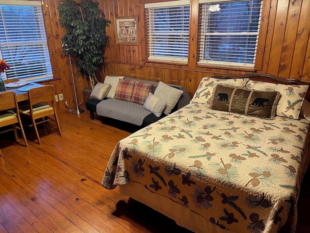 Mountain Aire Cottages & Inn - photo 82