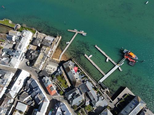Lifeboat Cottage — 4-Star Luxury Hotel in Salcombe, United Kingdom