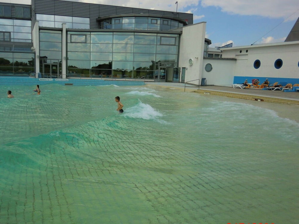 Friesengold Modern Retreat — 4-Star Luxury Hotel in Esens, Germany