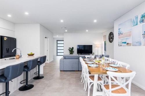 Harbour Escape A Pristine Beachside Lifestyle — Shellharbour