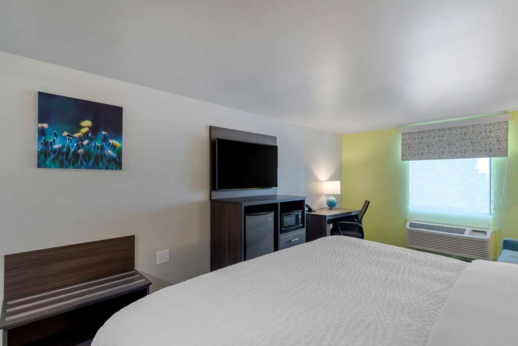 Clarion Pointe McDonough - photo 19