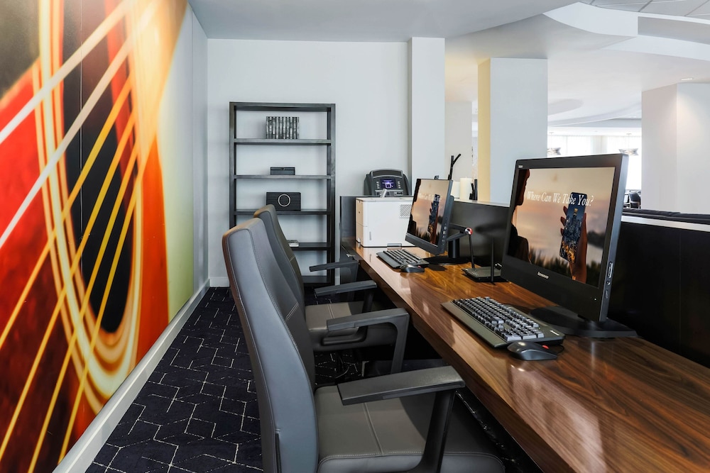 Courtyard by Marriott Austin Airport - photo 15