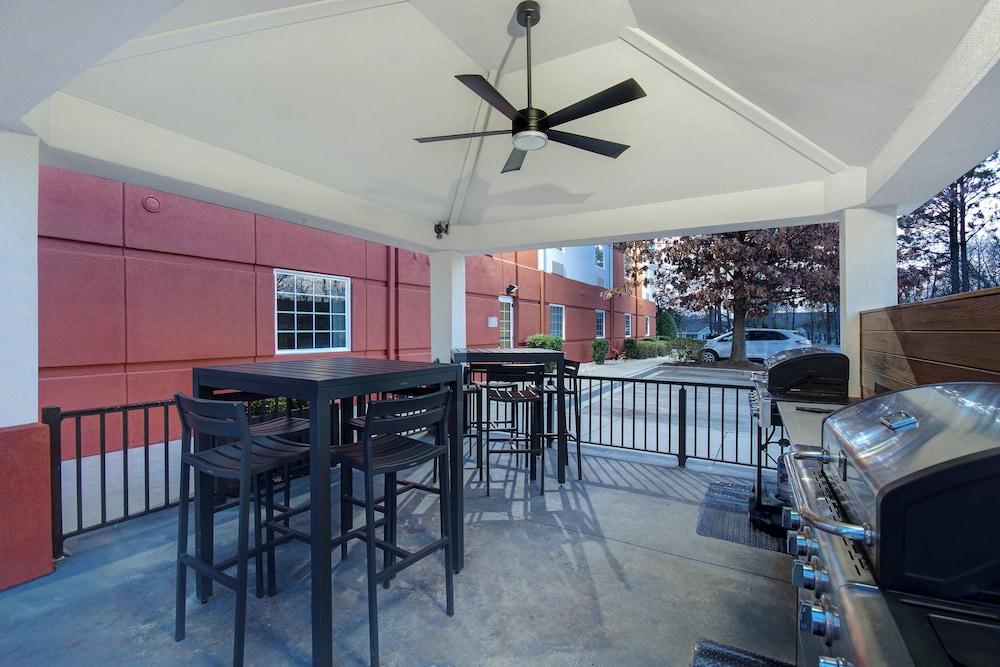 Candlewood Suites Columbia Ft. Jackson by IHG - photo 35