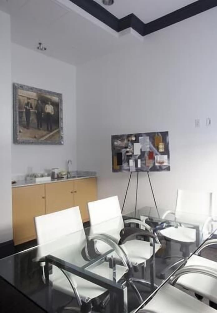 La Pensione Hotel - photo 24