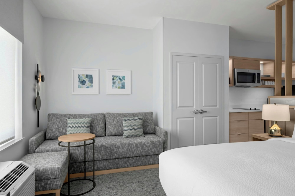 TownePlace Suites by Marriott Midwest City - photo 4