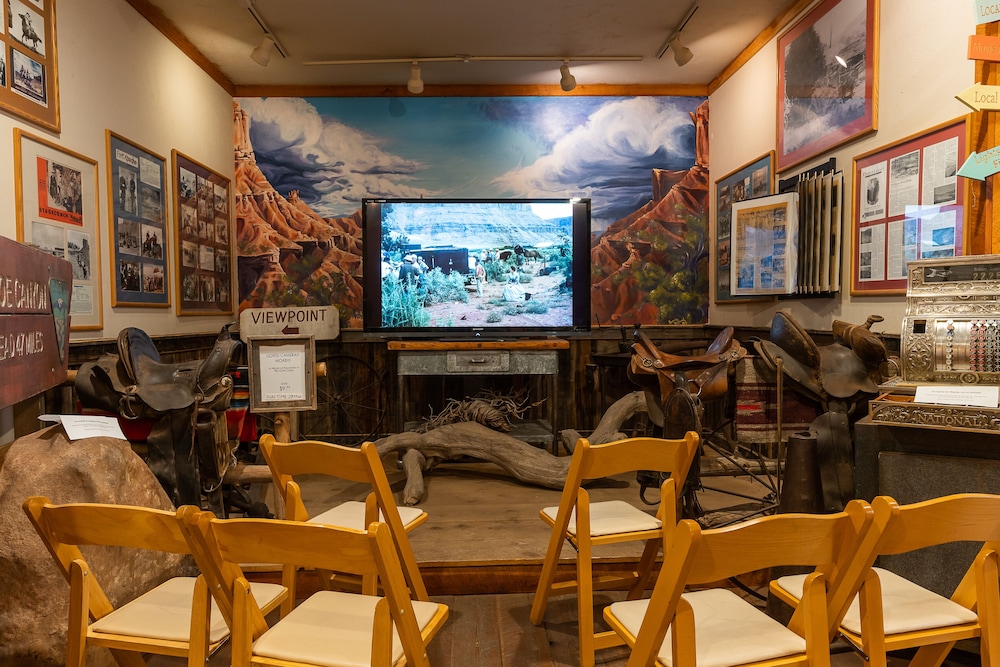 Red Cliffs Lodge - photo 50