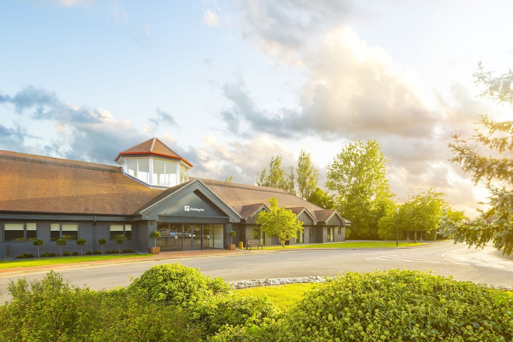 Holiday Inn Aylesbury by IHG — hotel in Aylesbury