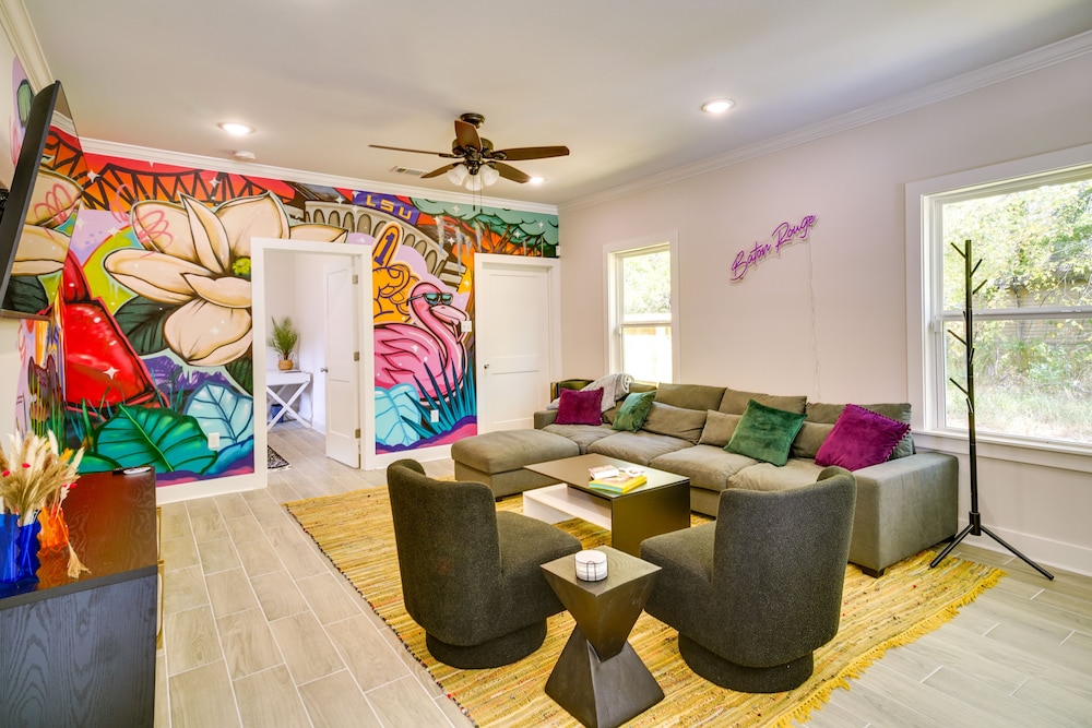 Midcity Mural House in Baton Rouge: 3 Mi to Lsu - photo 14