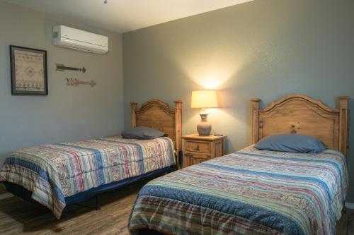 Lakeview Room Twin Beds 21 — hotel in Mead