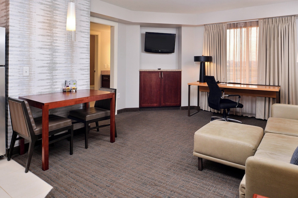 Residence Inn by Marriott Coralville - photo 11