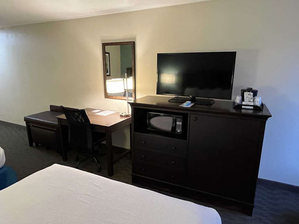 Best Western Williamsburg Historic District - photo 7