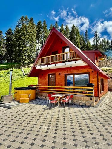 Hotel Te Liqeni — Pec — photo 4