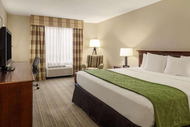 Country Inn & Suites by Radisson Lima - photo 14