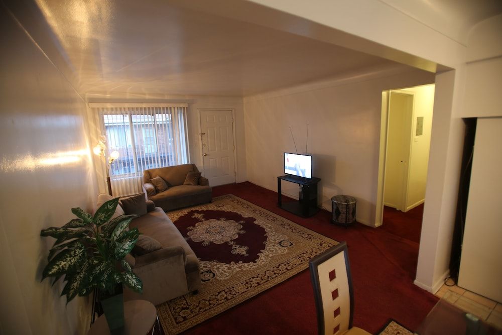 The Dearborn Suites - carbon neutral hotel in Dearborn