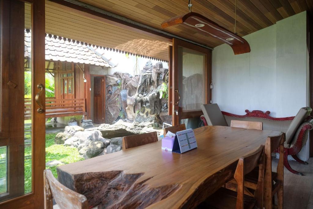 The Lavana Pondok Anugerah 22186180 — Surakarta