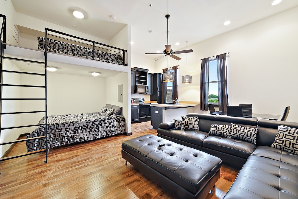 Old West Lofts Down Town Tampa - photo 23