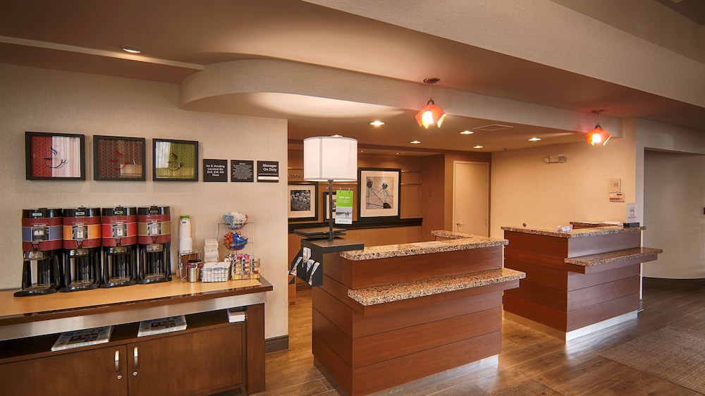 Hampton Inn & Suites Santa Ana Orange County Airport - photo 3