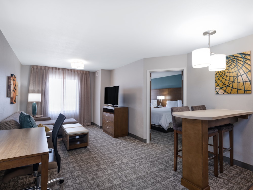 Staybridge Suites Sioux City Southeast by IHG - photo 19