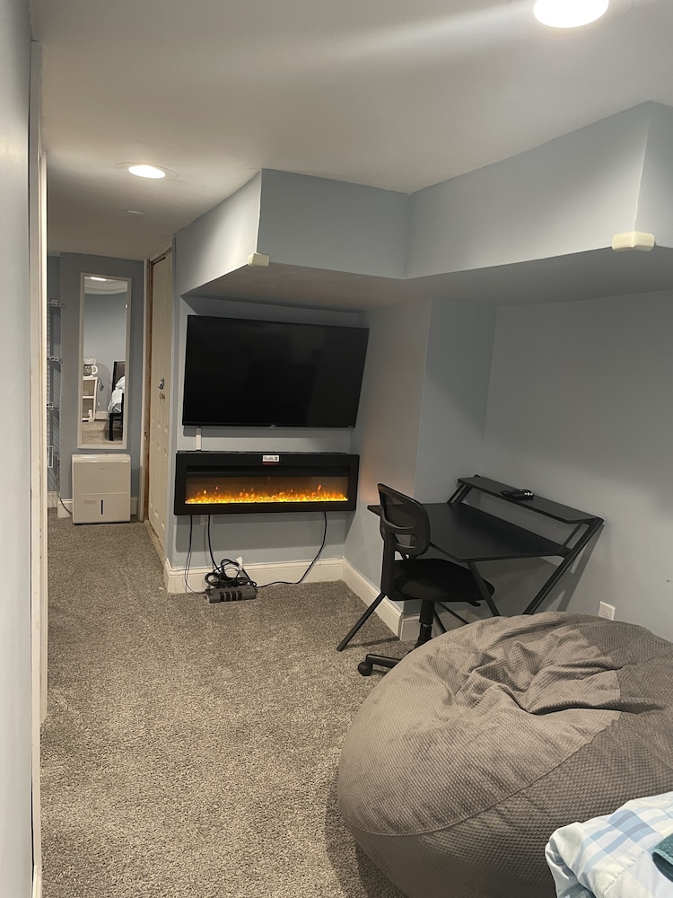 Downtown Suite Close to Topgolf Horseshoe Casino UM Baltimore in Baltimore, United States
