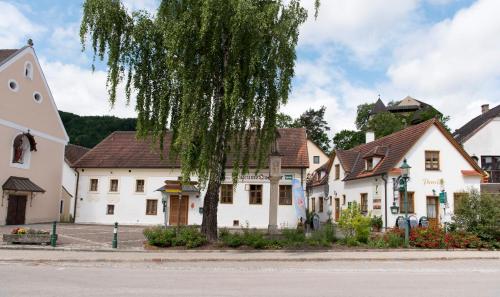 Heurigengasthof Prinz pet-friendly hotel Krumau Am Kamp