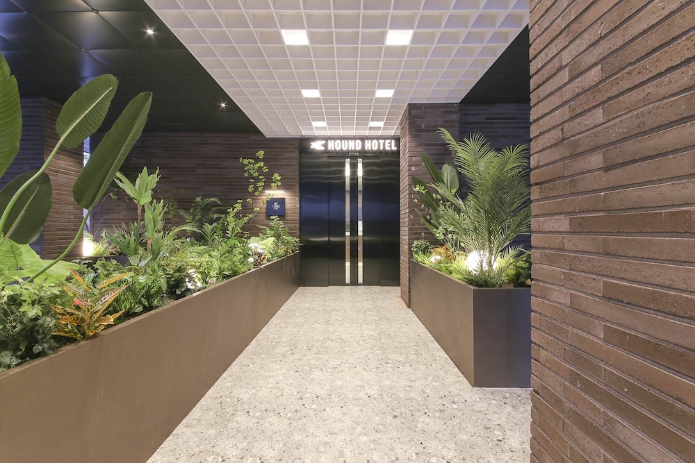 Hound Hotel Jeonju Deokjin in Jeonju, South Korea