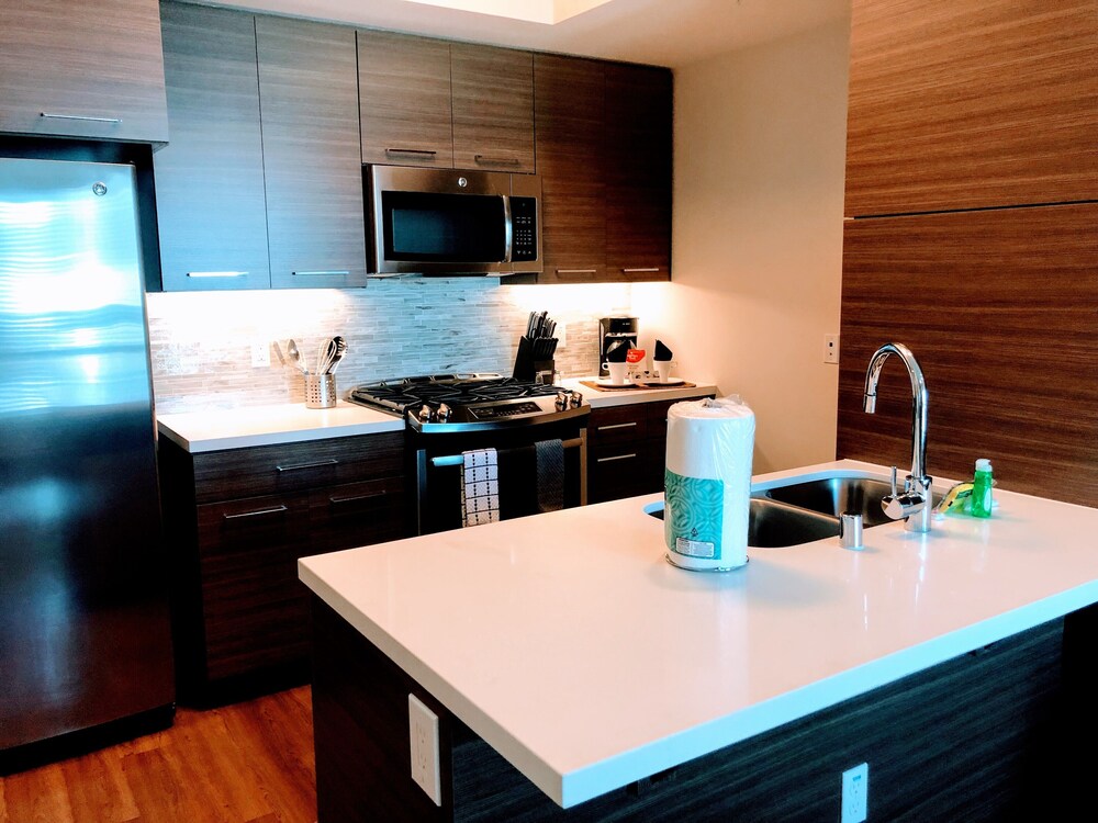 Resort Style Suites in Downtown LA - photo 20