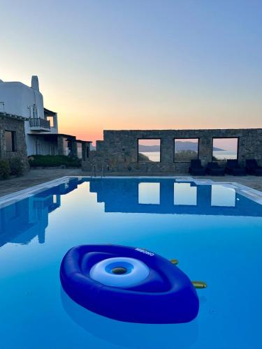 Villa Ruffi Mykonos — 4-Star Luxury Hotel in Mykonos, Greece
