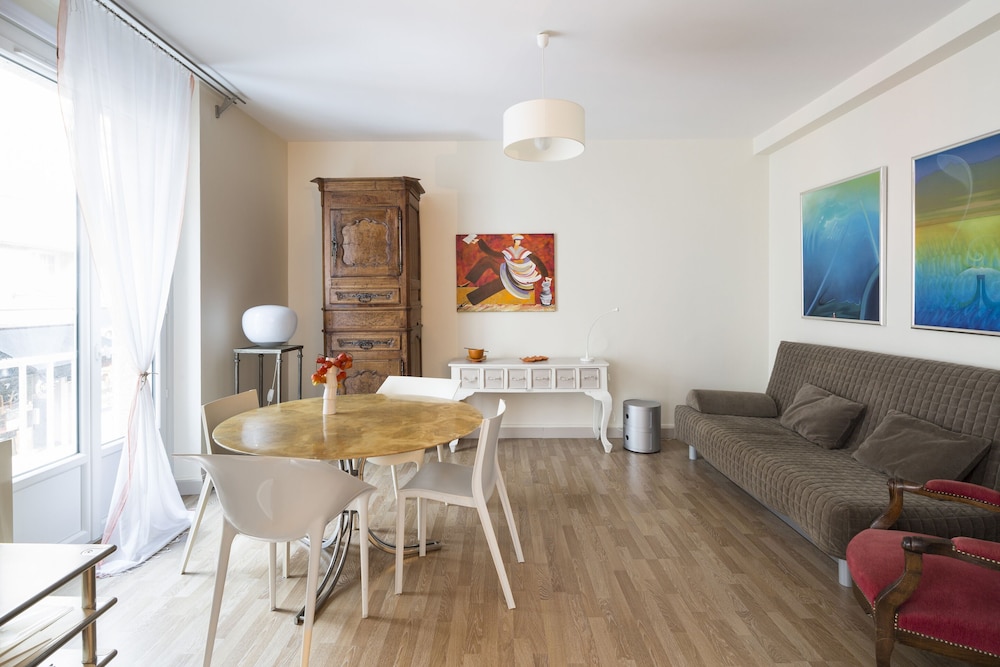 Intra Muros Le Beauchesne — 4-Star Luxury Hotel in Saint-Malo, France