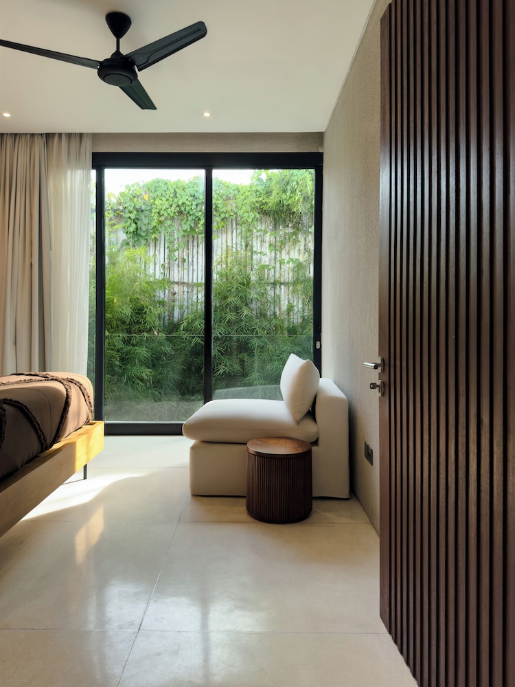 Suave Villa Canggu — 4-Star Luxury Hotel in Canggu, Indonesia