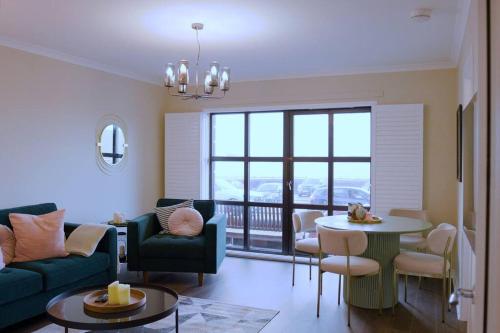 Seaside Apartment — 4-Star Luxury Hotel in Largs, United Kingdom