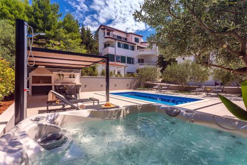 Villa Topaz — Dugi Rat — photo 5
