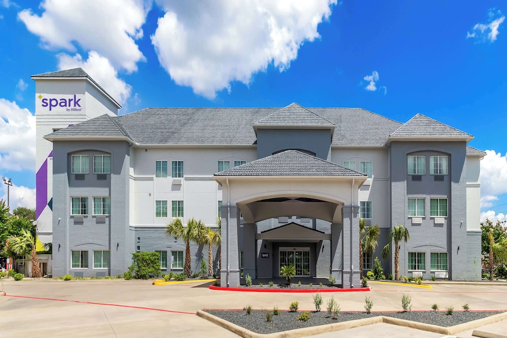 Spark by Hilton Missouri City — hotel in Missouri City